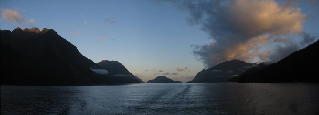 2008-03-08 Doubtful Sound (27K)