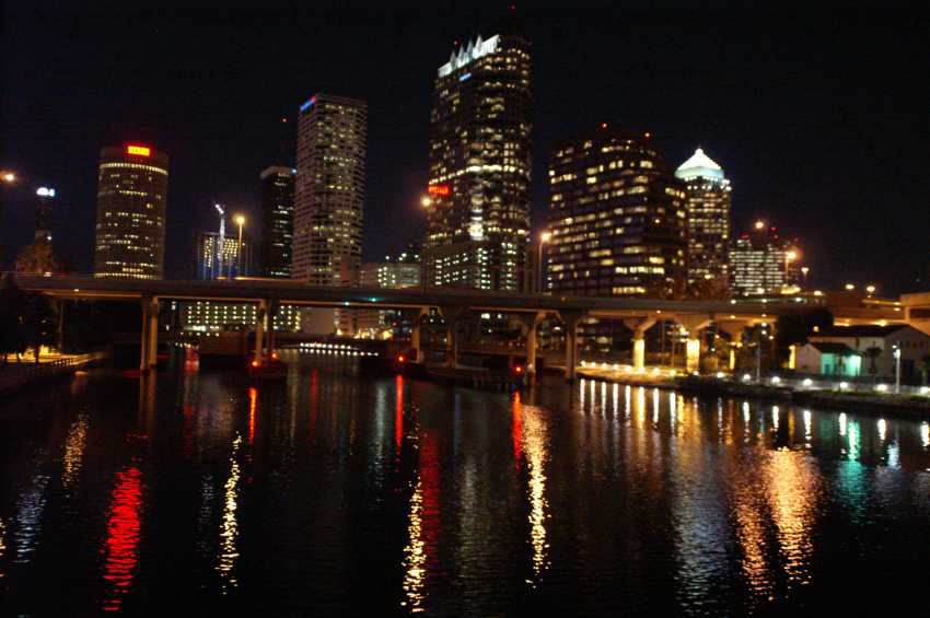 APS Tampa Bay 2006 Large (99K)